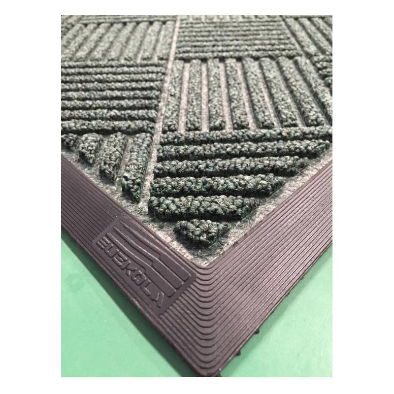 TAPETE CON ALFOMBRA VERDE 46 X 68