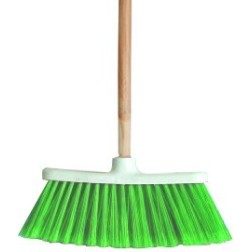 ESCOBA T/CEPILLO BRUJITA VERDE C/BAS.MAD